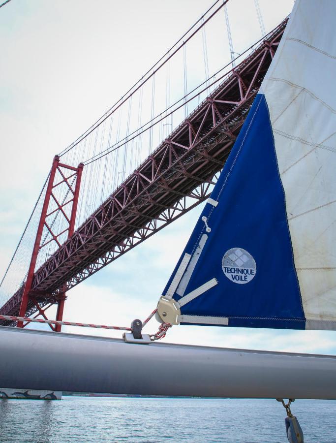 Stay In A Boat - Lisboa ภายนอก รูปภาพ