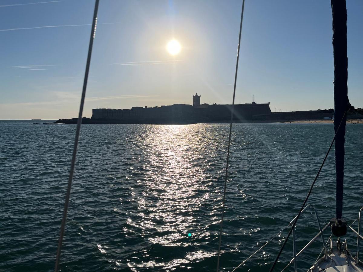 Stay In A Boat - Lisboa ภายนอก รูปภาพ